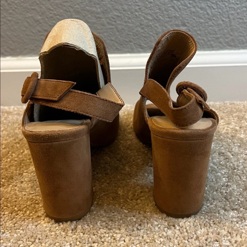 Banana Republic Brown Suede Peep-Toe Heels with Buckle Strap Block Heel Size 7